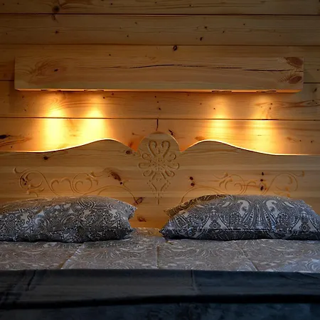 Tatrzanskie Kacina Chalet *